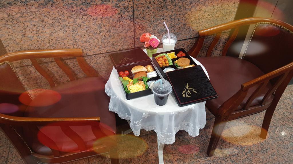 Residence Healing Hotel Daejeon Bagian luar foto